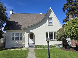 908 17th St, Bellingham, WA 98225