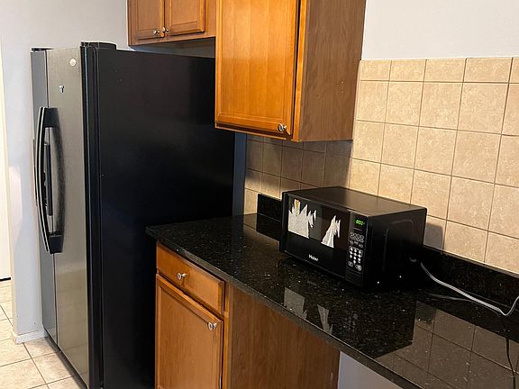 4th image of 527 Florida Ave APT T4