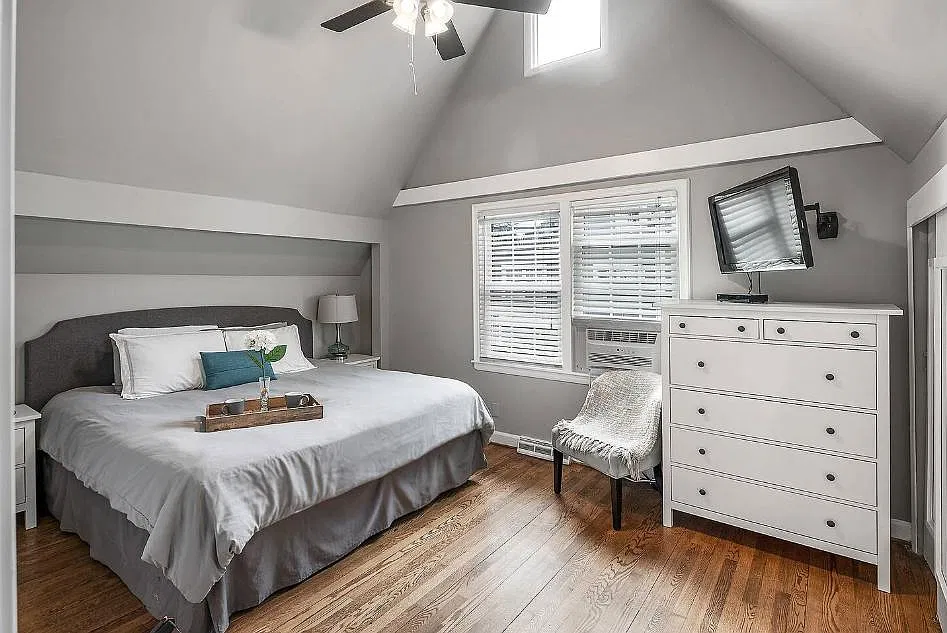 3 bed, 1500 sqft, $2,900 — Photo 3