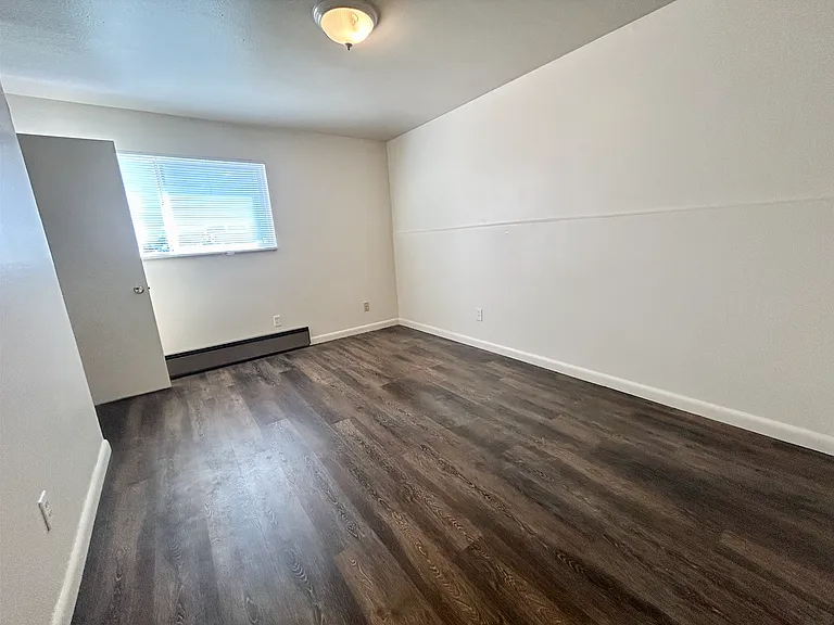 3925 Whitman Ave N #4X — Photo 4