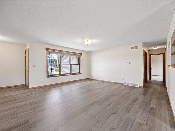 4th image of 3480 McGowan Blvd
