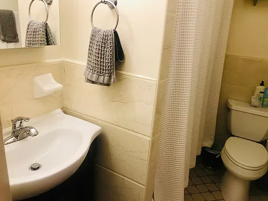 Rented by Bond New York | media 21