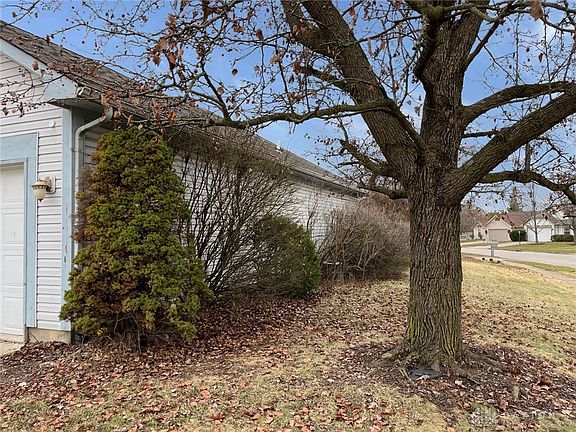 2nd image of 300 Winter Creek Ct