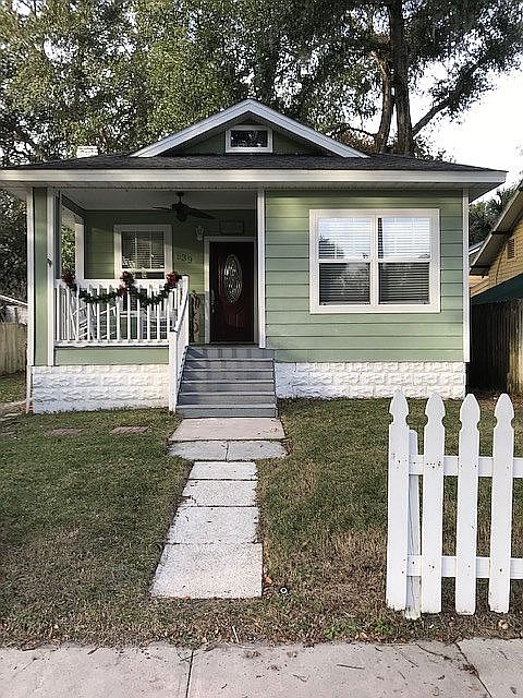 1st image of 639 E 11th Ave