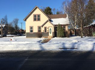 440 2nd Ave SW #A, Cambridge, MN 55008