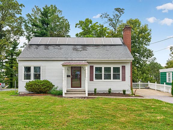 2nd image of 835 Crosshill Rd