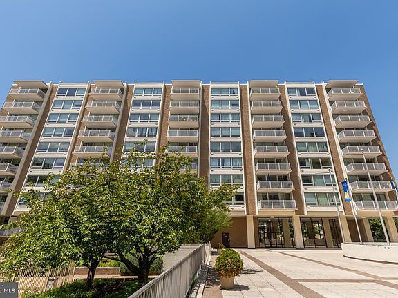 3rd image of 1425 4th St SW APT A306