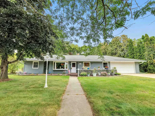 154 McDonald St, Oconto, WI 54153