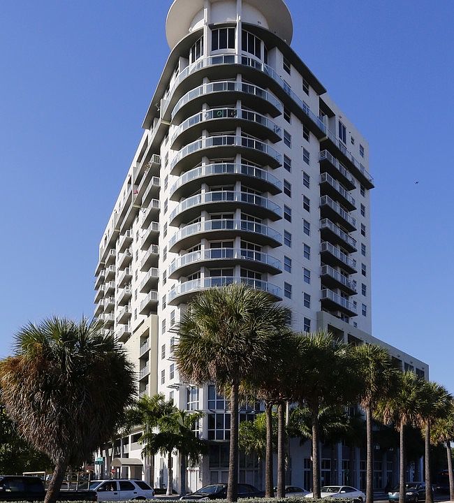 1st image of 1 Glen Royal Pkwy APT 810