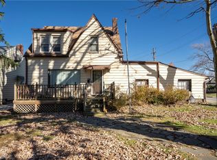 5613 Cumberland Dr, Garfield Heights, OH 44125