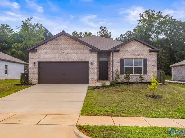 109 High Leaf Dr, Harvest, AL 35749