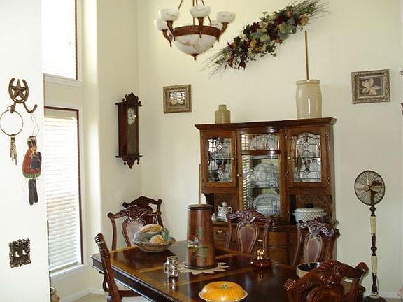 Formal dining room