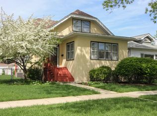 1037 N Humphrey Ave, Oak Park, IL