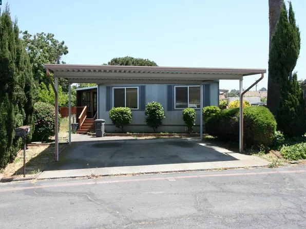 809 Fahey Ct, Vallejo, CA 94590