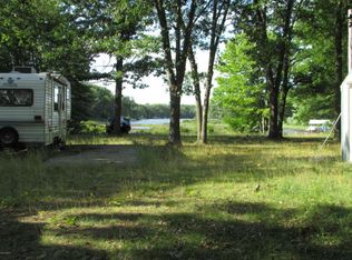 2893 W Lake Shore Dr, Bitely, MI 49309