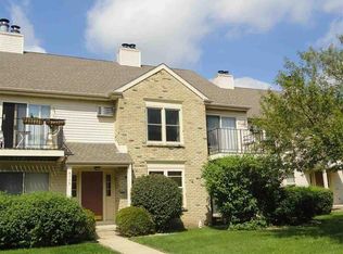 6726 Park Ridge Dr APT D, Madison, WI 53719