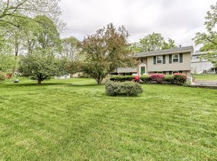 1320 Belle Valley Rd, Lancaster, PA 17603