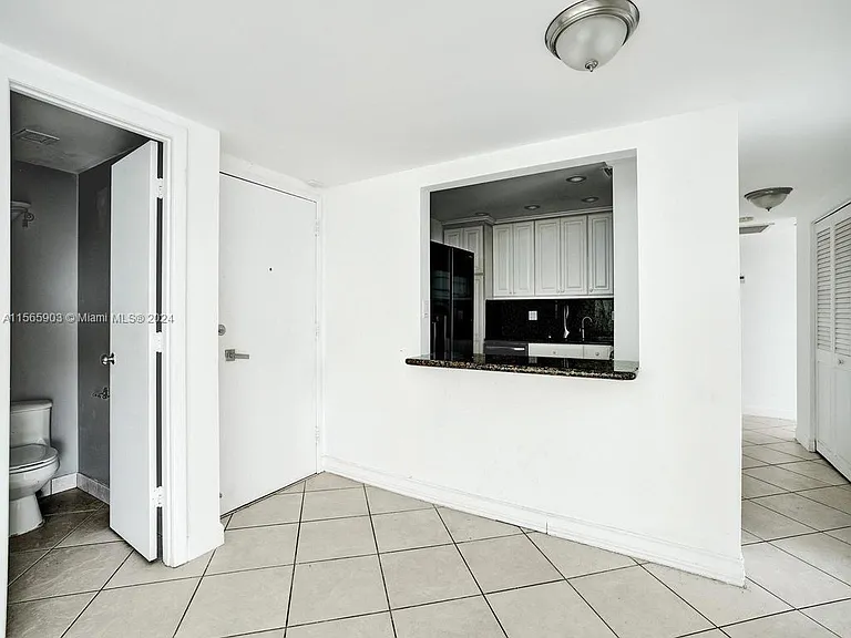 300 Bayview Dr #906 — Photo 17