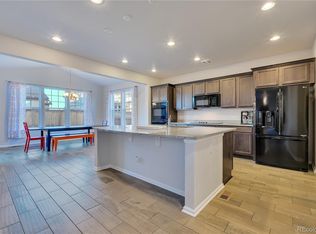 26 N Jackson Gap Way, Aurora, CO 80018