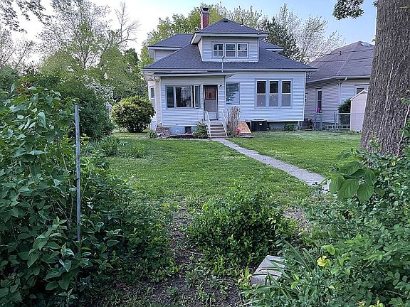 Back/Backyard
