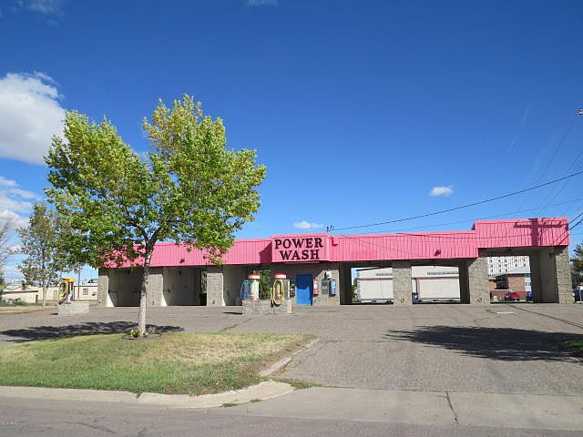 1st image of 2404 11th Ave S