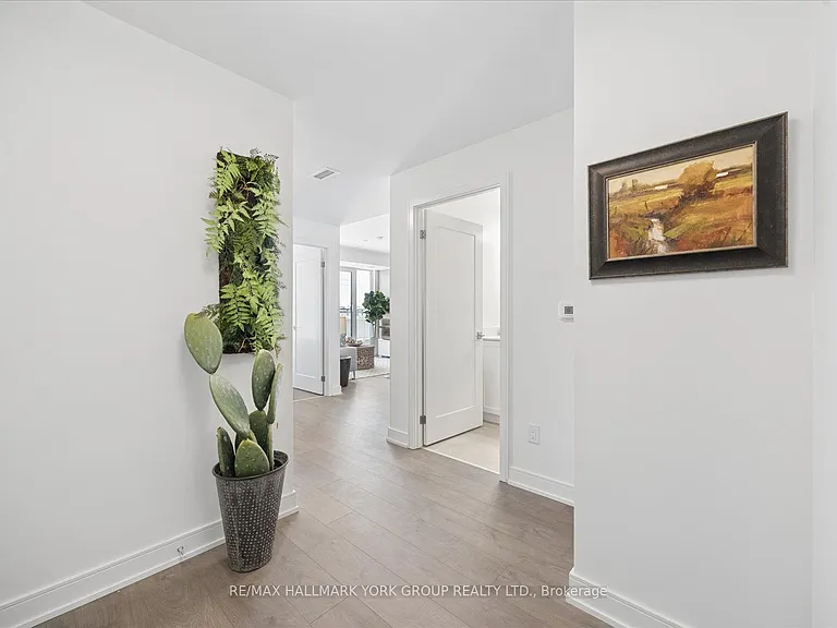 705 Davis Dr #409 — Photo 7