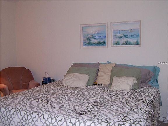 5th image of 6380 Egret Dr APT 14