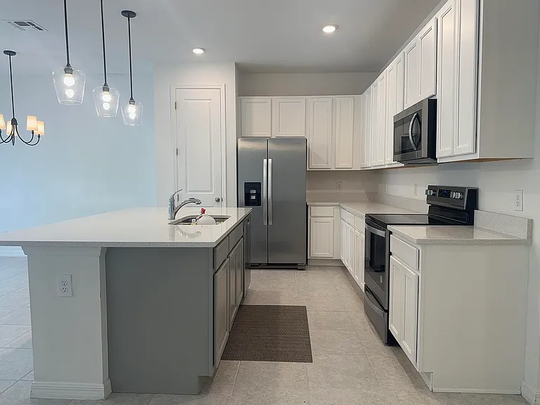 1488 Discovery St #1488 — Photo 11