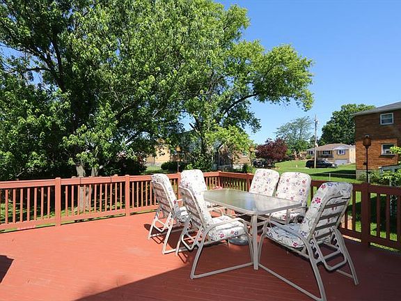 4th image of 721 Woodyhill Dr