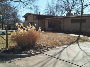 233 S Lochinvar Dr, Wichita, KS 67207