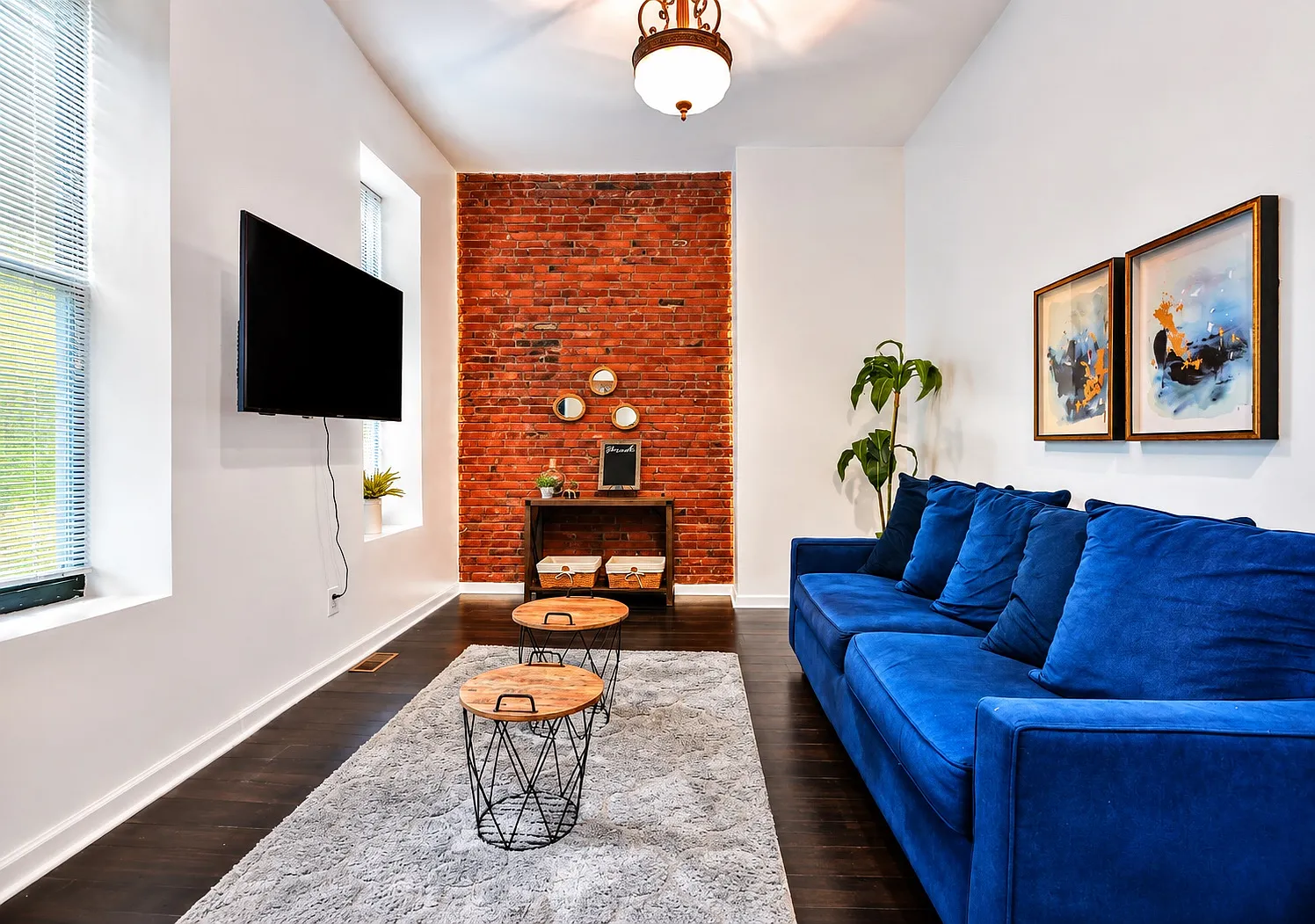 2636 Allen Ave — Photo 2