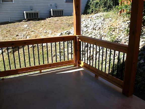 5th image of 1006 Harbour Dr #1004