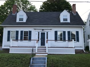 29 Cranfield St, New Castle, NH 03854