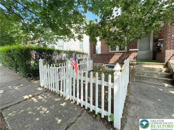 1251 E 4th St, Bethlehem, PA 18015