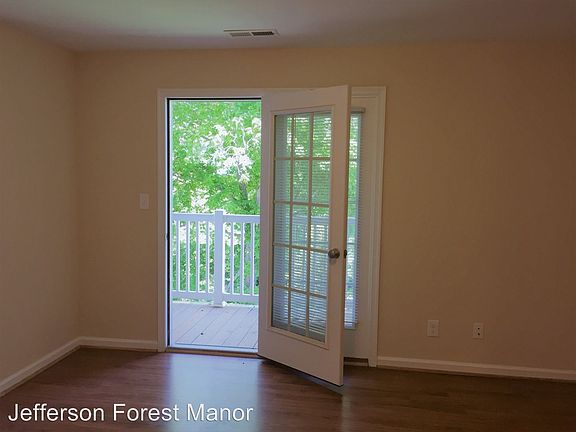 5th image of 1084 Madison View Dr APT 306