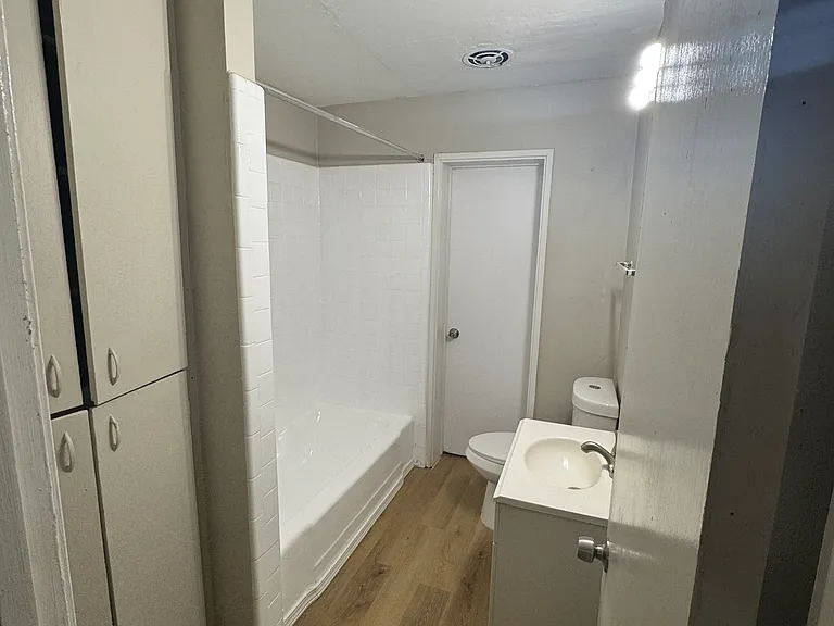 3537 N Jackson Ave — Photo 6