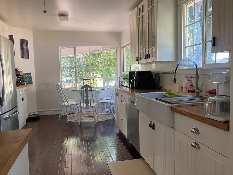36703 Niles Blvd — Photo 6