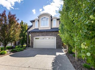 106 NW Cranarch Lndg SE, Calgary, AB T3M0Z7