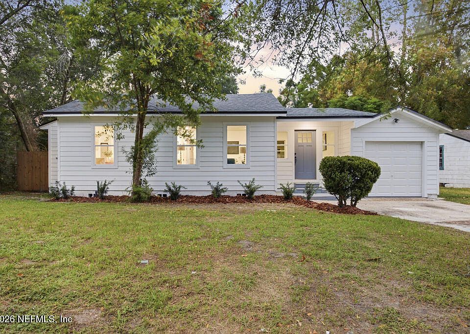 1st image of 4744 BOXWOOD Road