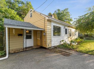 149 Woodbury Rd, Burlington, VT 05408