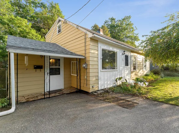 149 Woodbury Road, Burlington, VT 05408