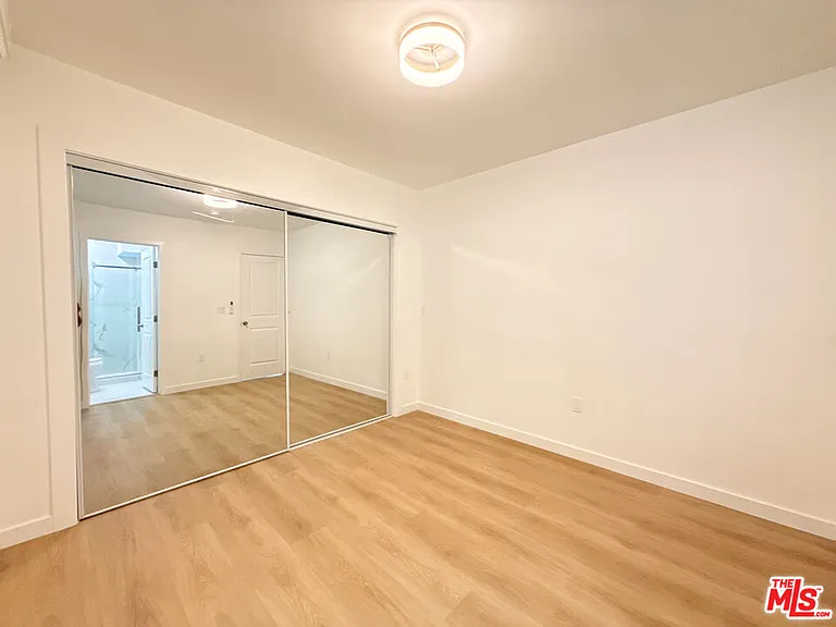540 Indiana Ave #2 — Photo 6