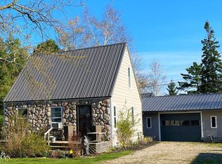 7434 Woodland Rd, Lexington, MI 48450