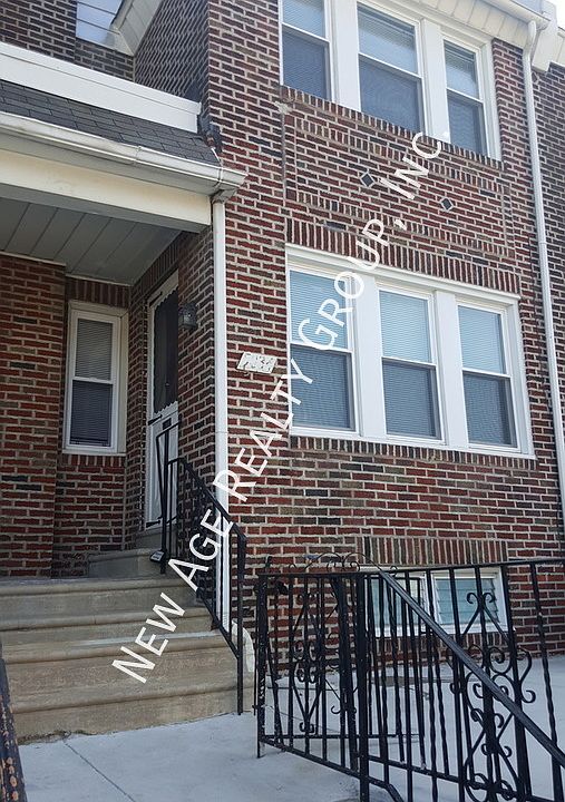 1st image of 5834 Dickens Ave