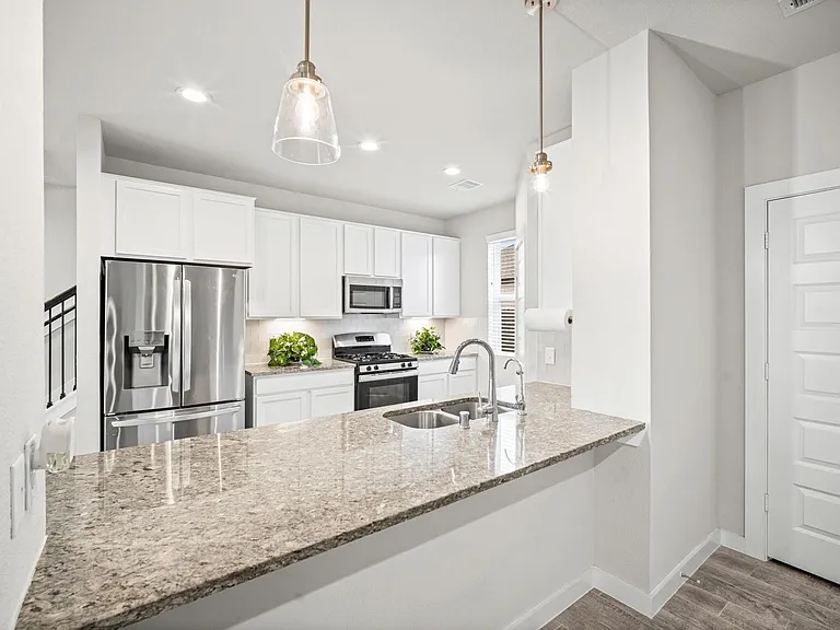 144 Shining Point Dr — Photo 8