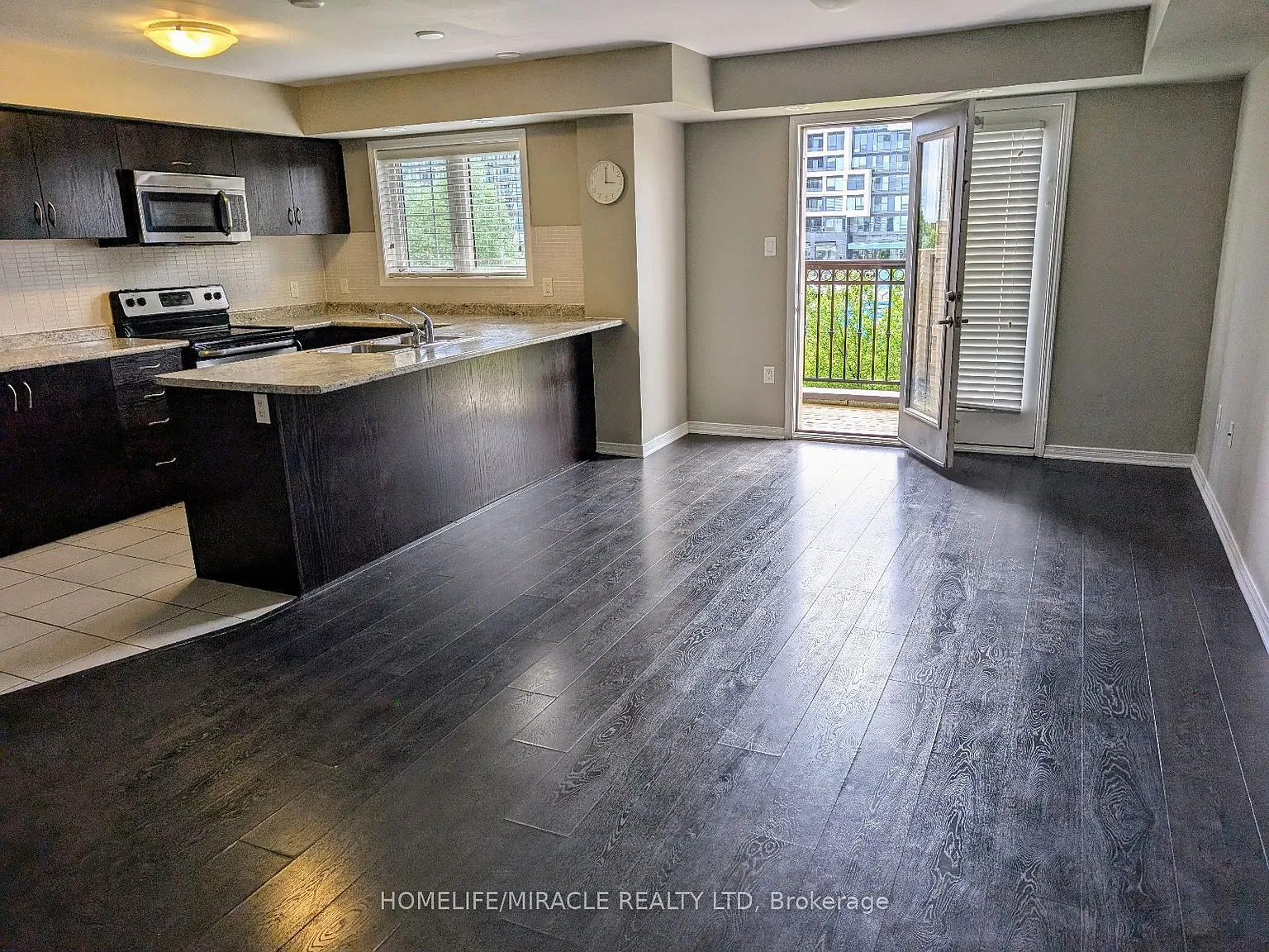 2 bed, $2,700 — Photo 1