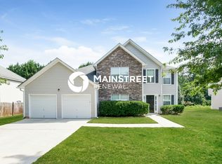 6020 Redtop Loop, Fairburn, GA 30213