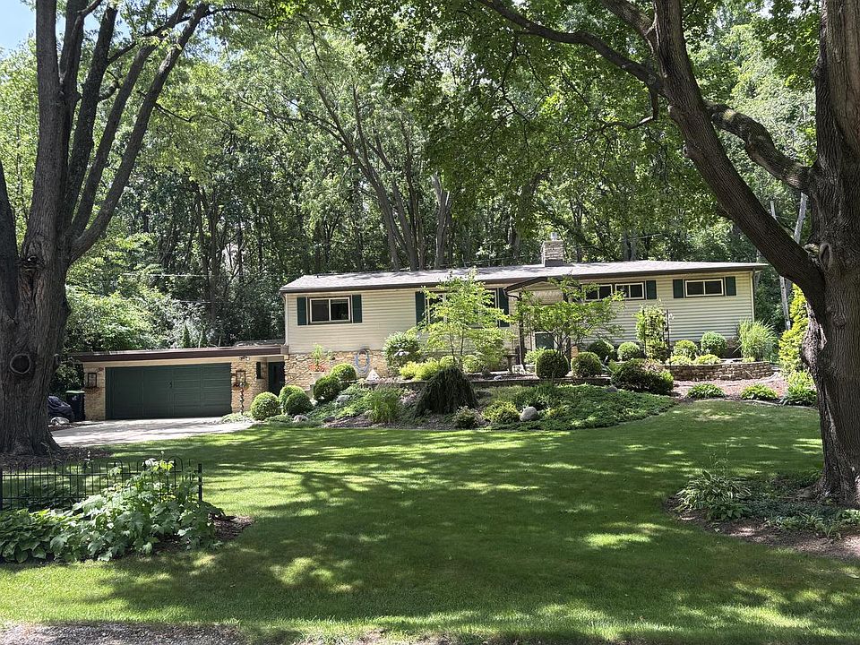 1st image of 4410 Golf DRIVE