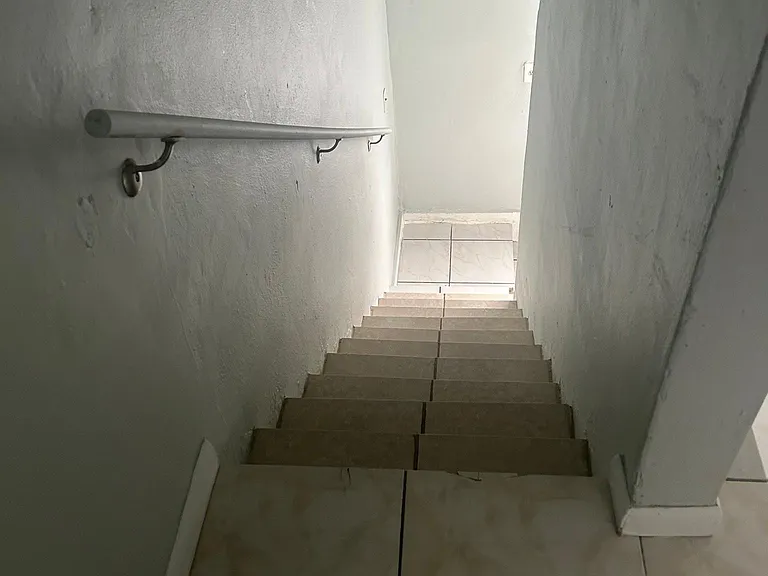 927 NW 7th Ct #3 — Photo 8