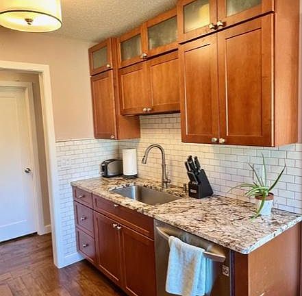 4th image of 3912 Minnehaha Ave #Cac47d8f3